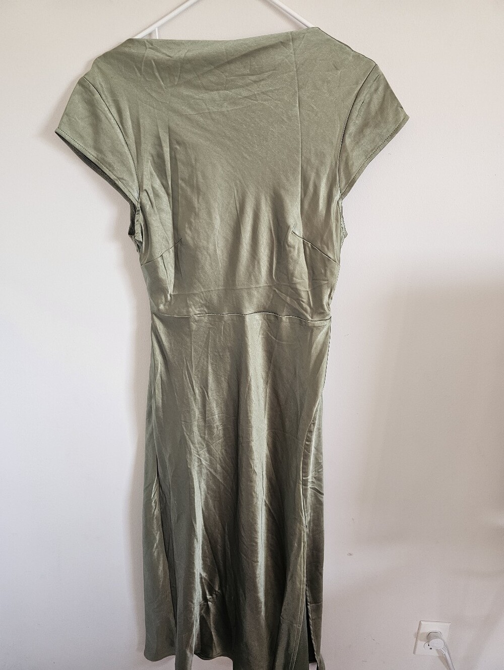 Selfie Leslie Olive Green Satin Midi Dress - Picture 8 of 9